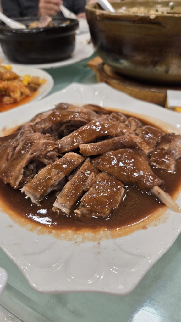 【廣州美食。中國】東興飯店 – 初嘗米芝蓮江門五邑菜，黃鱔煲仔飯發源地