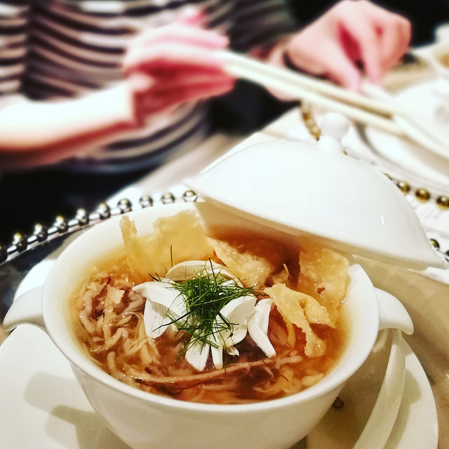 【香港美食】中環《國金軒》品嚐真正的太史五蛇羹